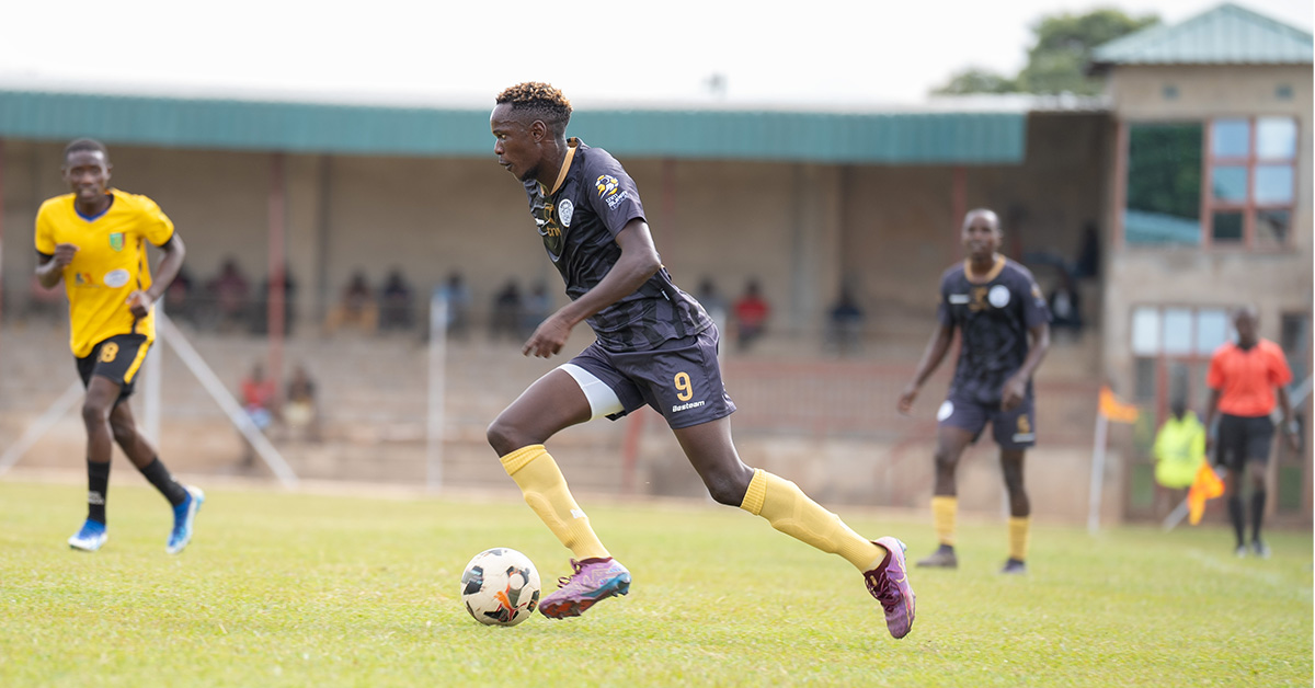 The Cowboys Stumble Away to Kamuzu Barracks